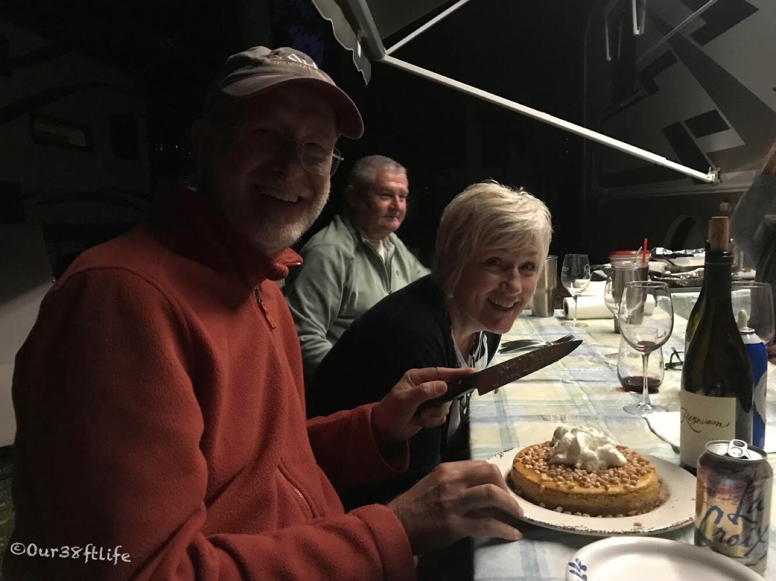 FF9DD9E2-C49F-4662-9655-8D4119FB4801